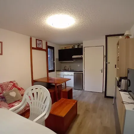 Apartment Renove Pres Bus, 4 Couchages - Fr-1-572-301 *